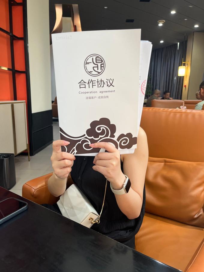 8月(yuè)2日(rì)四川眉山(shān)陳女(nǚ)士簽約老(lǎo)湯和(hé)烏雞米線